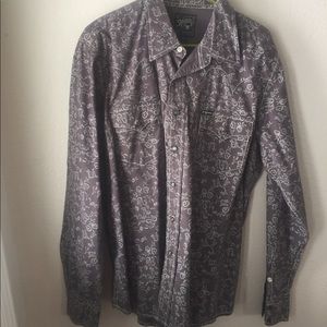 Men’s Large Southern Threads pearl snap shirt